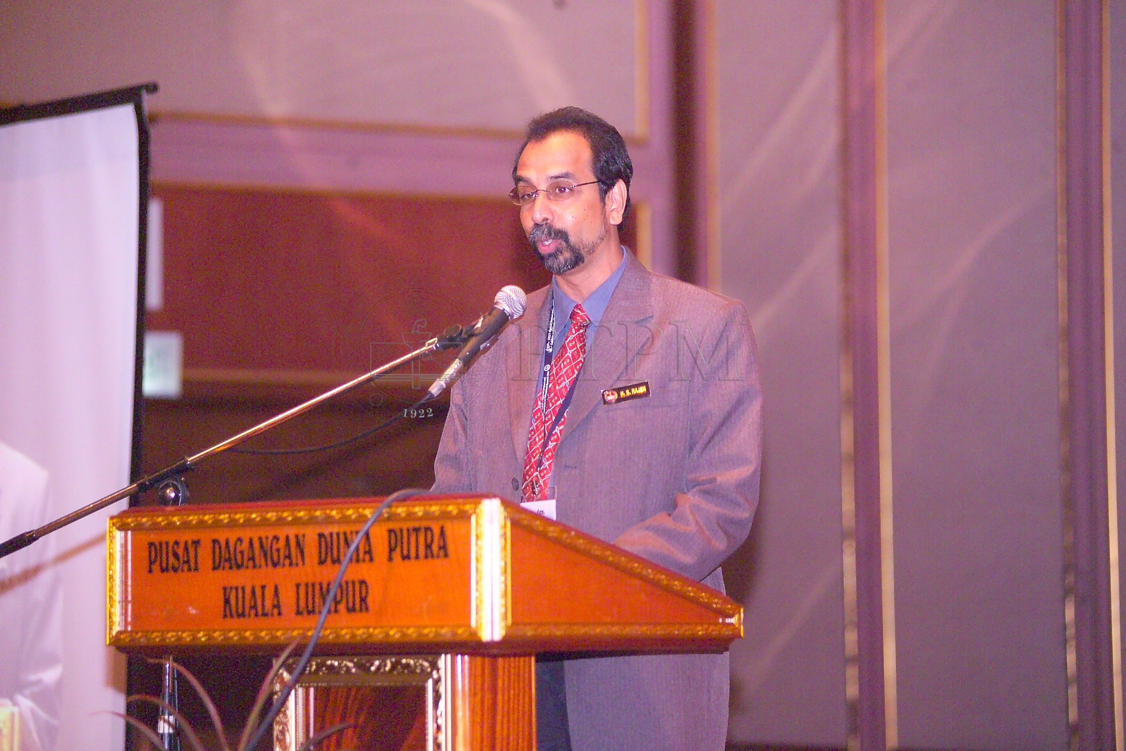 PTPM 06 23 eduresearch D9X40934